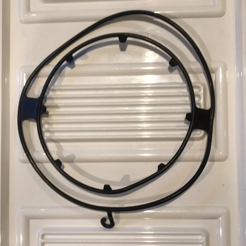 Tupperware Replacement Handles - Picture 7 of 14